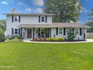 1839 Plumb Creek Circle, Knoxville, TN 37932