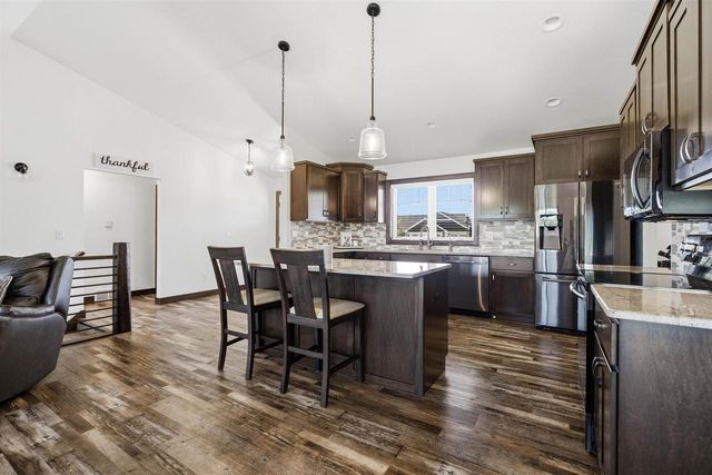 2660 W FALLEN OAK DRIVE, Appleton, WI 54913