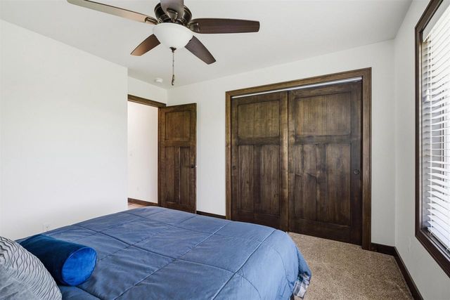 2660 W FALLEN OAK DRIVE, Appleton, WI 54913