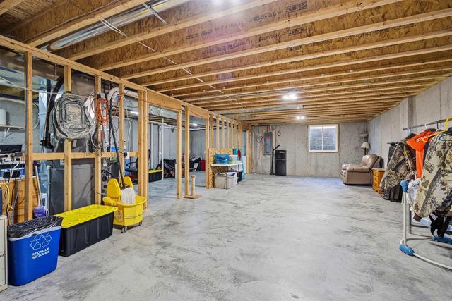 2660 W FALLEN OAK DRIVE, Appleton, WI 54913