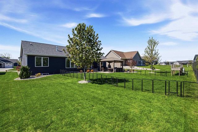 2660 W FALLEN OAK DRIVE, Appleton, WI 54913