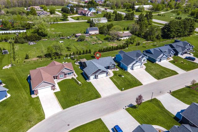 2660 W FALLEN OAK DRIVE, Appleton, WI 54913