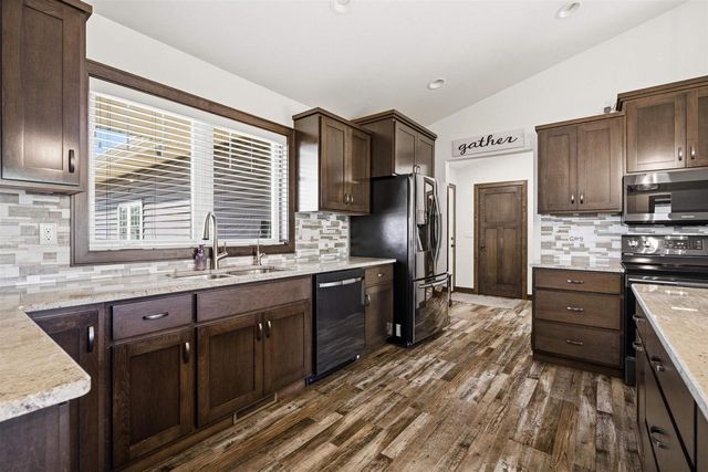 2660 W FALLEN OAK DRIVE, Appleton, WI 54913