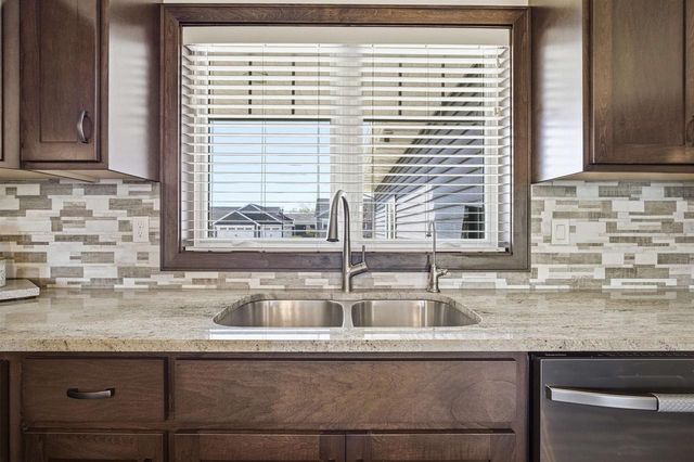 2660 W FALLEN OAK DRIVE, Appleton, WI 54913