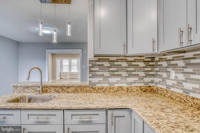 588 E GODFREY AVE, Philadelphia, PA 19120