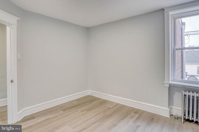 588 E GODFREY AVE, Philadelphia, PA 19120