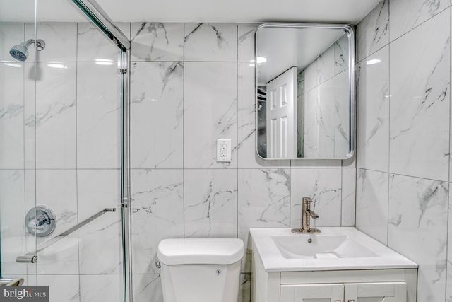 588 E GODFREY AVE, Philadelphia, PA 19120