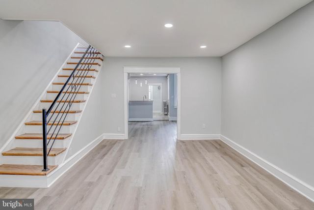 588 E GODFREY AVE, Philadelphia, PA 19120