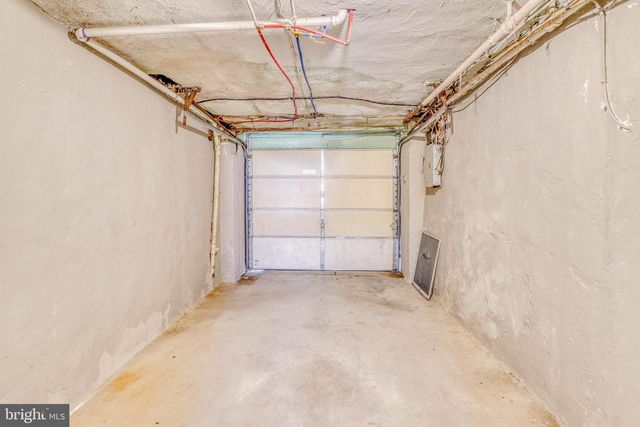 588 E GODFREY AVE, Philadelphia, PA 19120