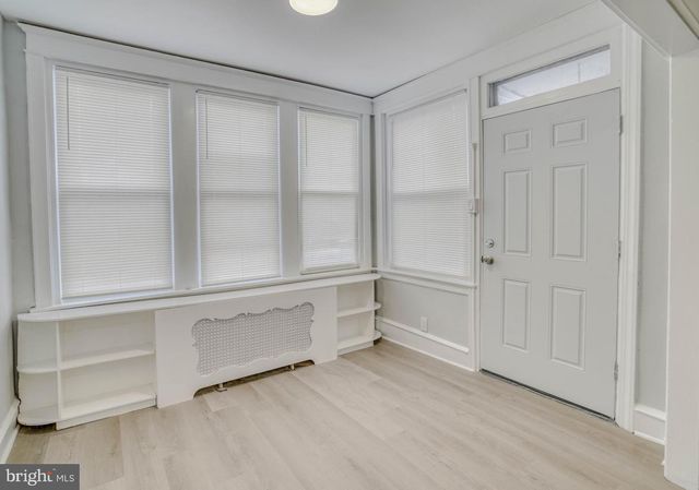 588 E GODFREY AVE, Philadelphia, PA 19120