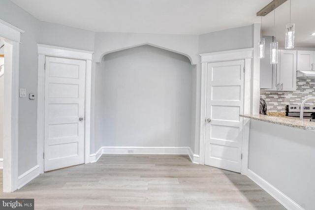 588 E GODFREY AVE, Philadelphia, PA 19120