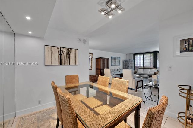 1111 Crandon Blvd C504, Key Biscayne, FL 33149