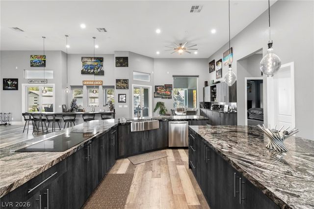 6731 Via Provenza Avenue, Las Vegas, NV 89131