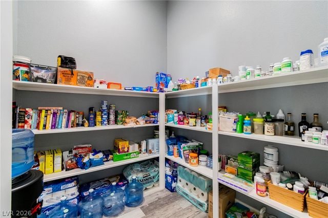 6731 Via Provenza Avenue, Las Vegas, NV 89131