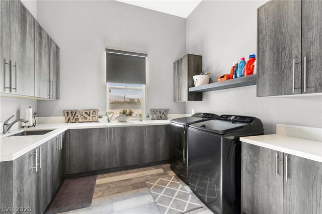 6731 Via Provenza Avenue, Las Vegas, NV 89131