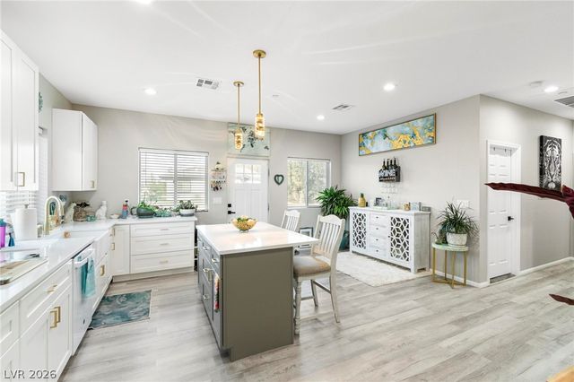 6731 Via Provenza Avenue, Las Vegas, NV 89131
