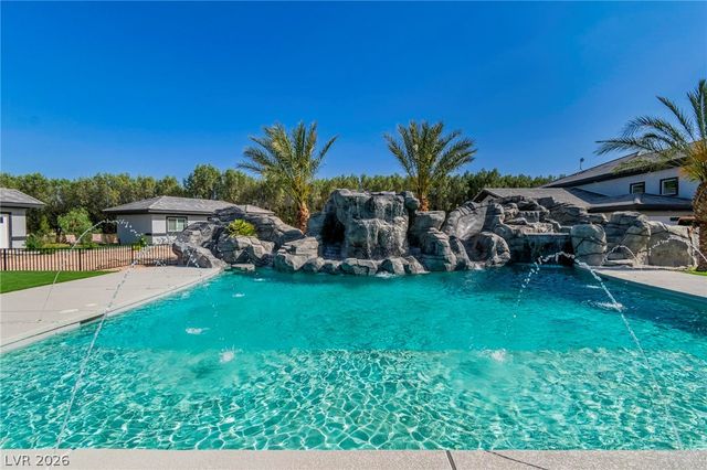 6731 Via Provenza Avenue, Las Vegas, NV 89131