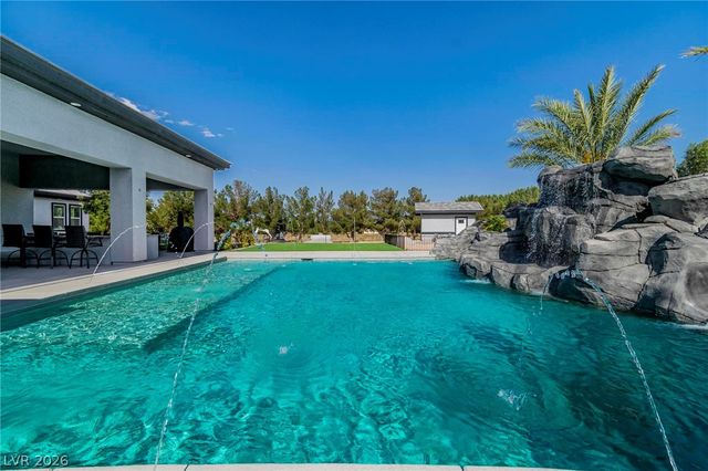 6731 Via Provenza Avenue, Las Vegas, NV 89131