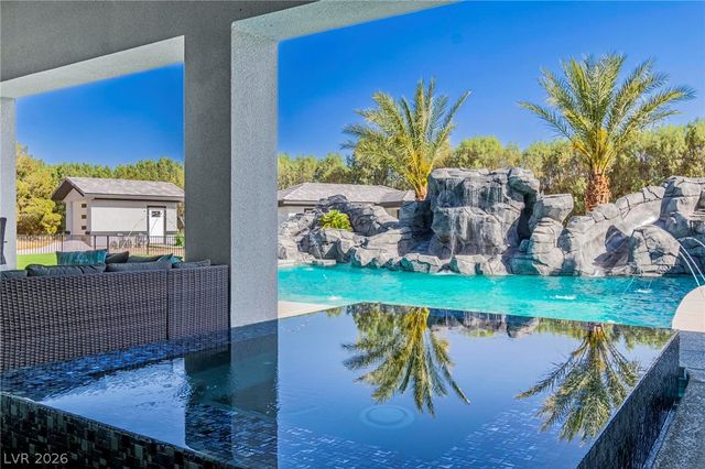 6731 Via Provenza Avenue, Las Vegas, NV 89131