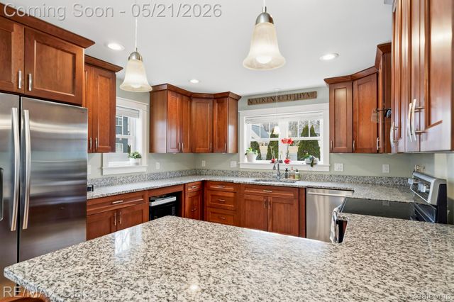 450 Fairbrook Street, Northville, MI 48167