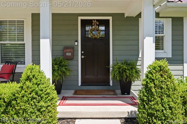 450 Fairbrook Street, Northville, MI 48167