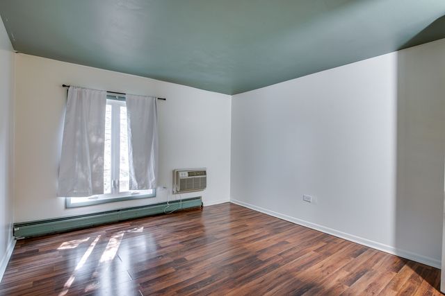 1049 W Ogden Avenue 1-112, Naperville, IL 60563