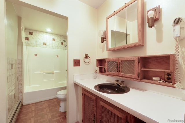 37483 Barth Street, Romulus, MI 48174
