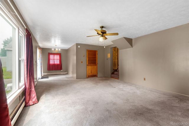 37483 Barth Street, Romulus, MI 48174