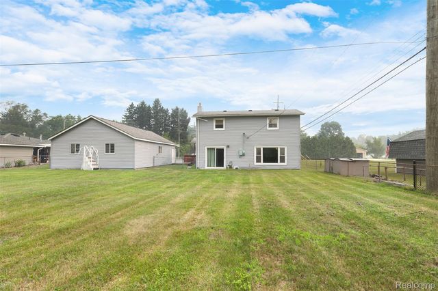 37483 Barth Street, Romulus, MI 48174
