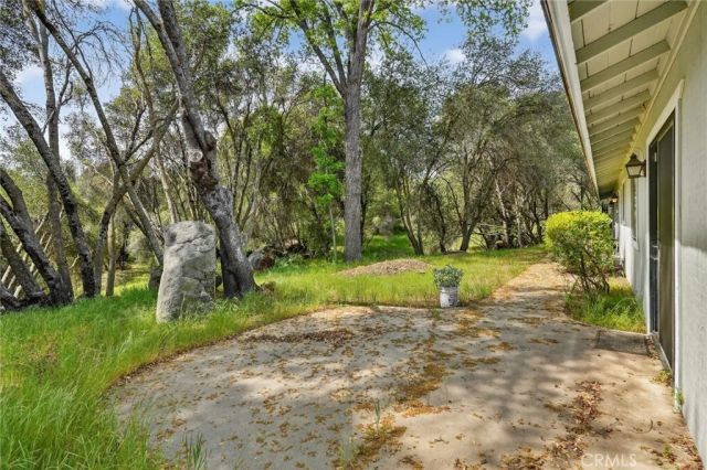 40790 Highway 49, Oakhurst, CA 93644