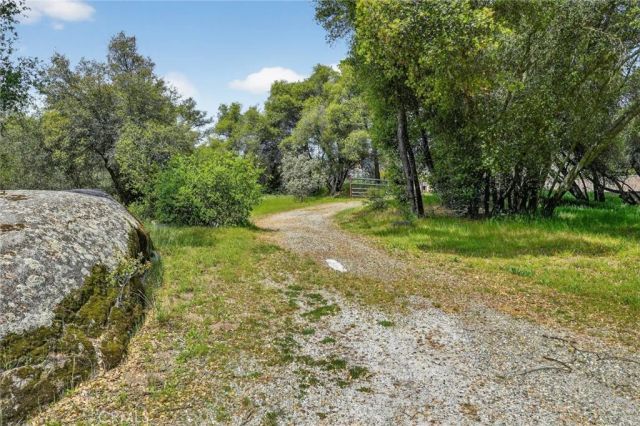 40790 Highway 49, Oakhurst, CA 93644