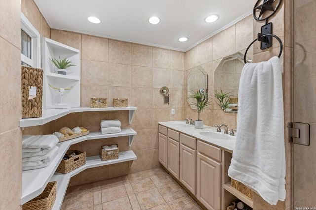 3515 Hunters Circle, San Antonio, TX 78230