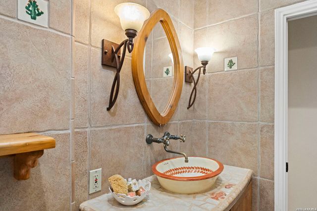 3515 Hunters Circle, San Antonio, TX 78230