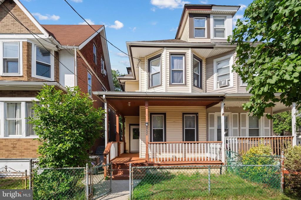 725 HUNTER ST, Gloucester City, NJ 08030