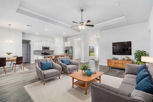 4210 Leslies Way, Dickinson, TX 77539
