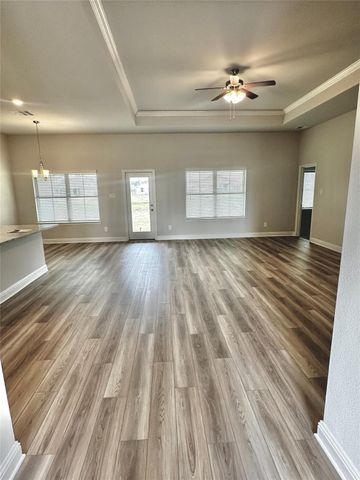 4210 Leslies Way, Dickinson, TX 77539