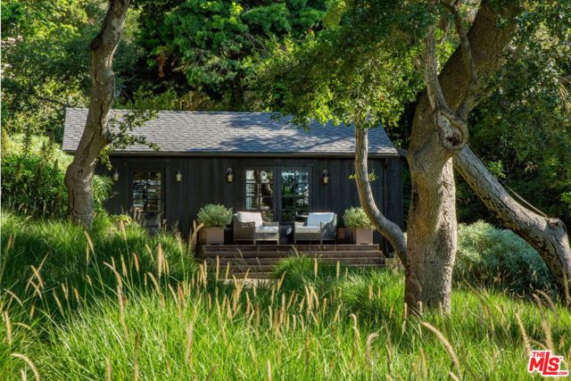 857 Picacho Lane, Santa Barbara, CA 93108
