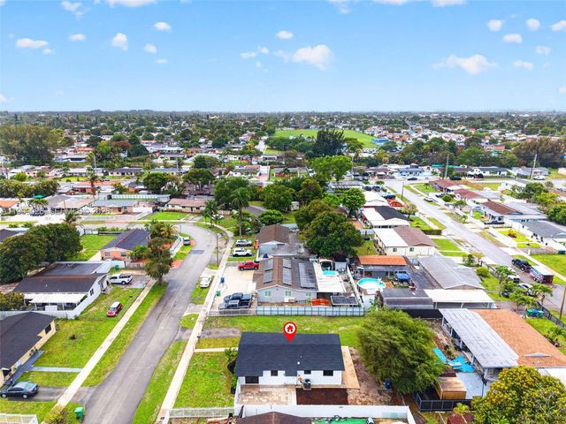 19730 NW 44th Ct, Miami Gardens, FL 33055