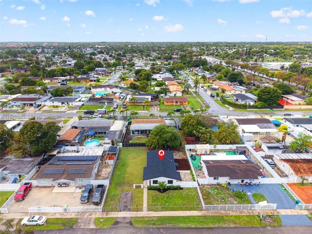 19730 NW 44th Ct, Miami Gardens, FL 33055