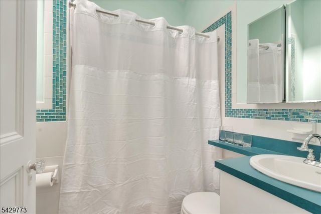 116 Park Ave, Newark City, NJ 07104