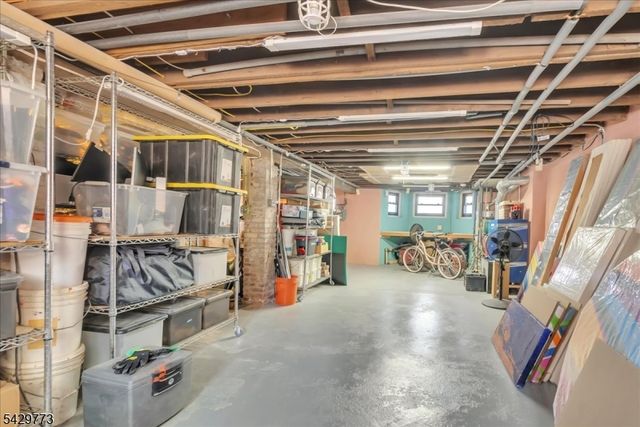 116 Park Ave, Newark City, NJ 07104