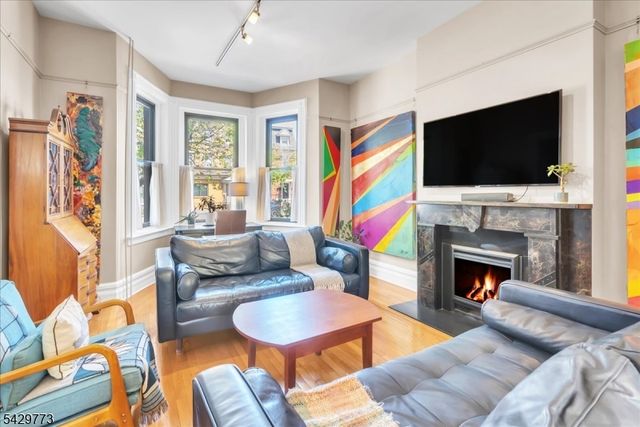 116 Park Ave, Newark City, NJ 07104