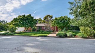 198 Pine Lane, Los Altos, CA 94022