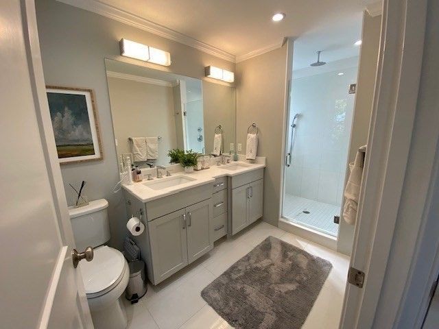 46 Murray Hill Rd, Boston, MA 02131