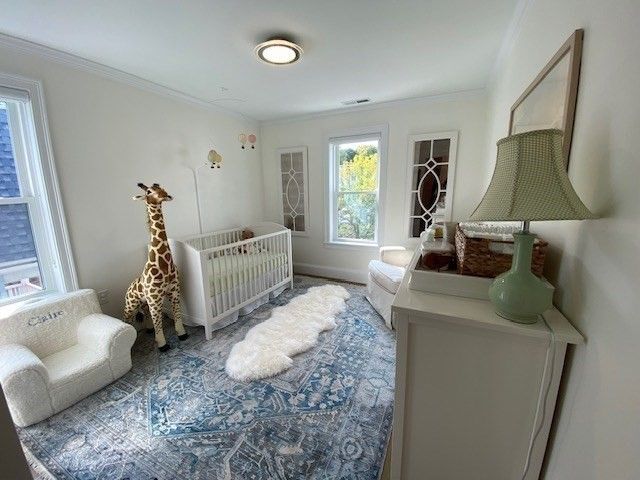 46 Murray Hill Rd, Boston, MA 02131