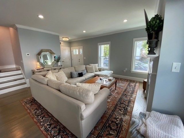 46 Murray Hill Rd, Boston, MA 02131