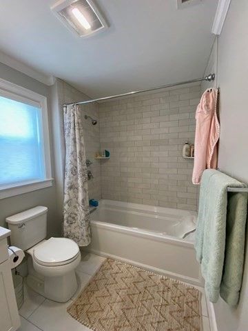 46 Murray Hill Rd, Boston, MA 02131