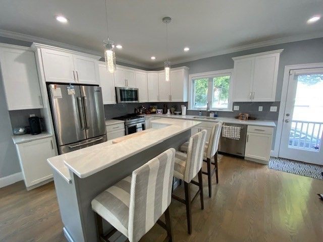 46 Murray Hill Rd, Boston, MA 02131