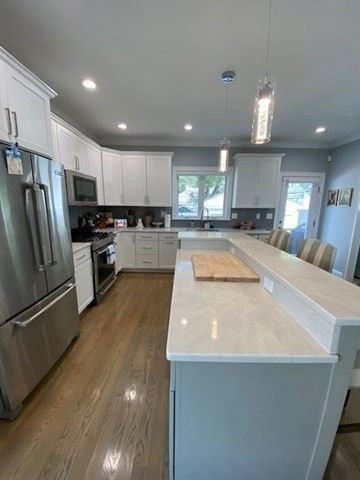 46 Murray Hill Rd, Boston, MA 02131