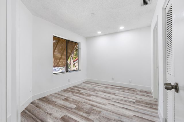 10188 Mangrove Drive 204, Boynton Beach, FL 33437